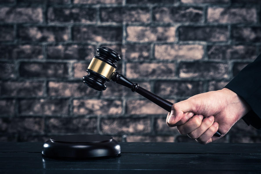 深圳合同律師解析：船舶租用合同到期后如何續租并協商新合同條款